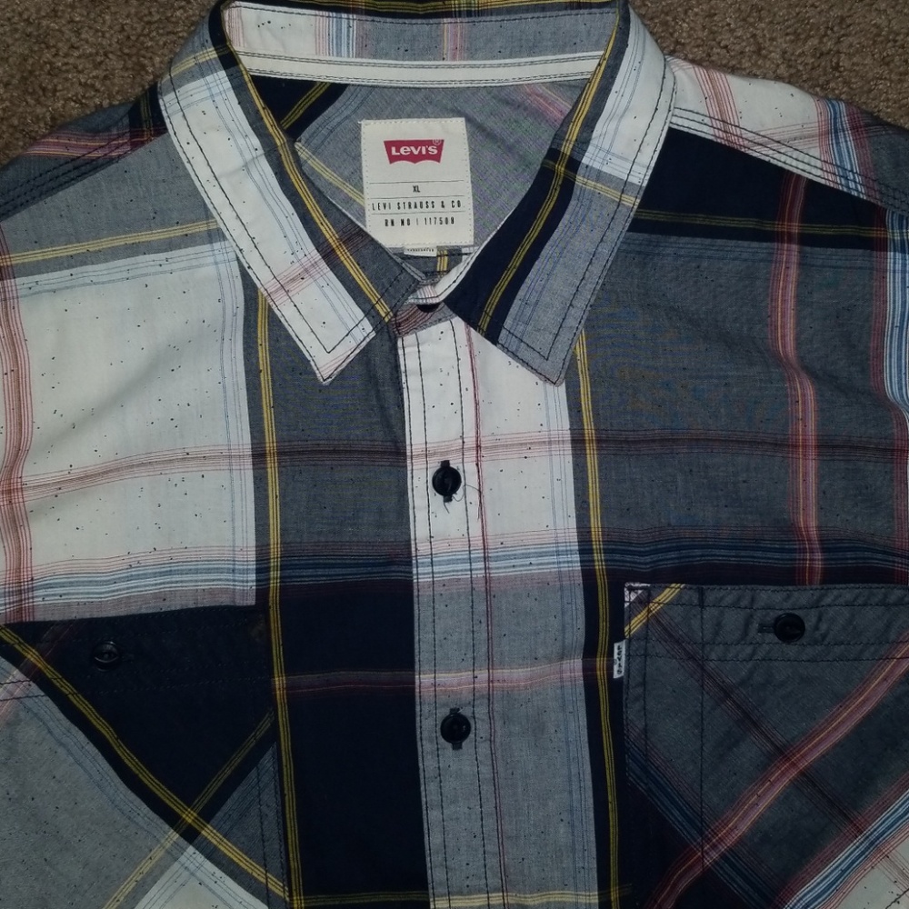 Levis Shirt